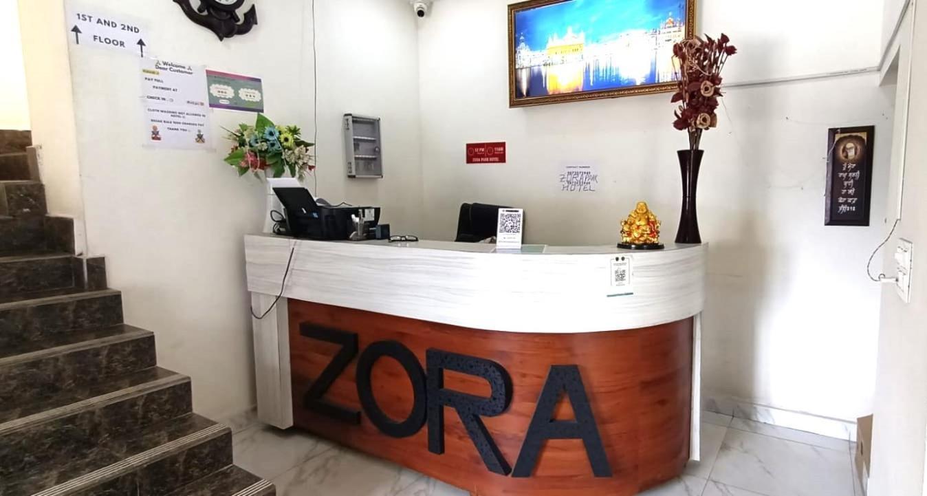 Zora Park Luxury Rooms ヴィシャーカパトナム エクステリア 写真